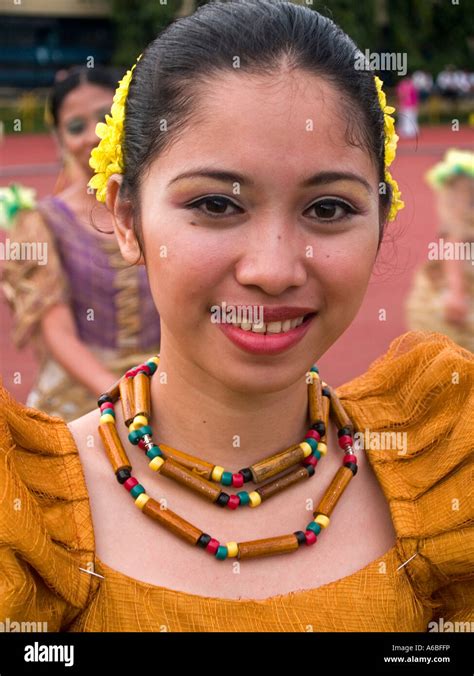 Filipino mestizo .
